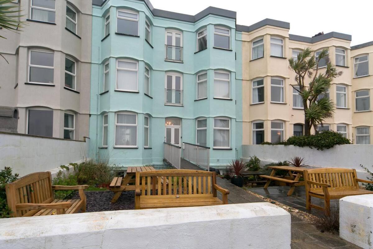 Pass The Keys Hafan Stylish 2 Bedroom Sea View Apartment Пълхели Екстериор снимка