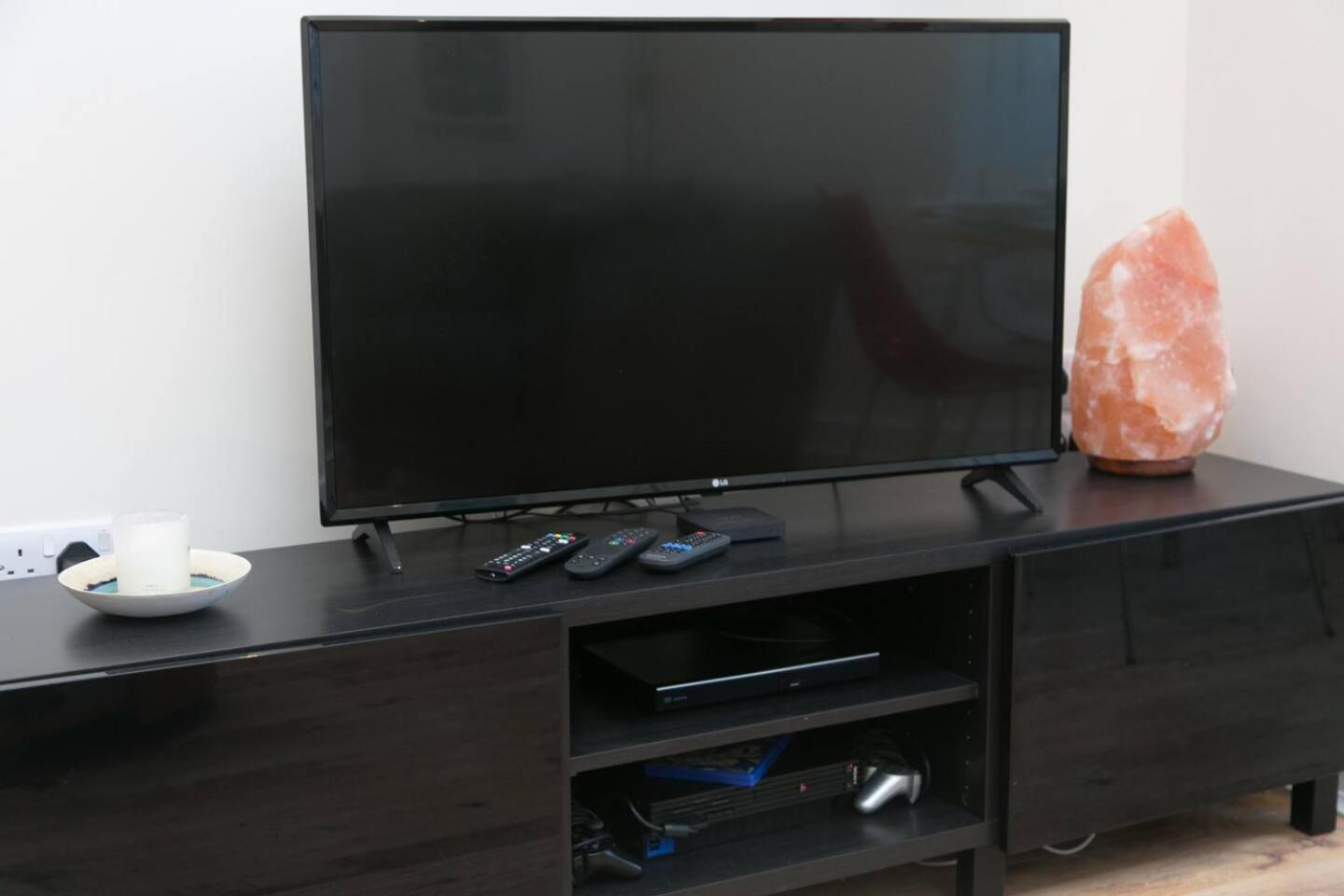 Pass The Keys Hafan Stylish 2 Bedroom Sea View Apartment Пълхели Екстериор снимка